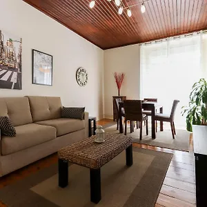 Cozy And Sunny - Anjos, Apartment Lisbon